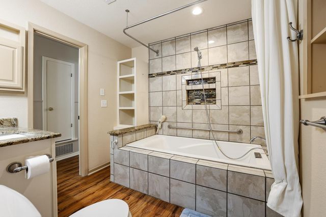813 S Andrews Street, Sherman, TX 75090