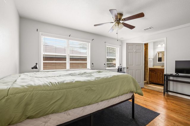 813 S Andrews Street, Sherman, TX 75090