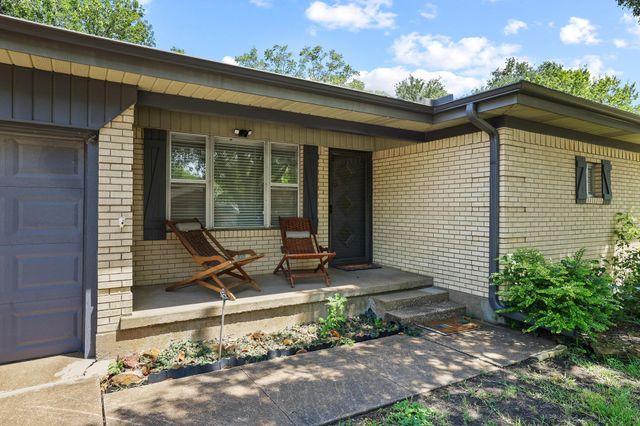 813 S Andrews Street, Sherman, TX 75090