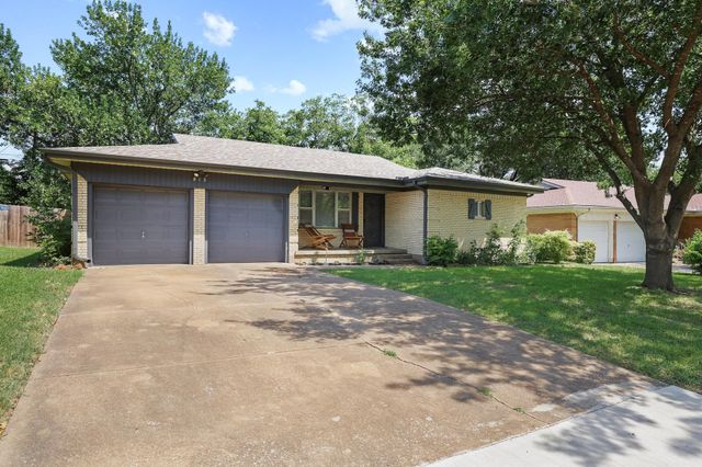 813 S Andrews Street, Sherman, TX 75090