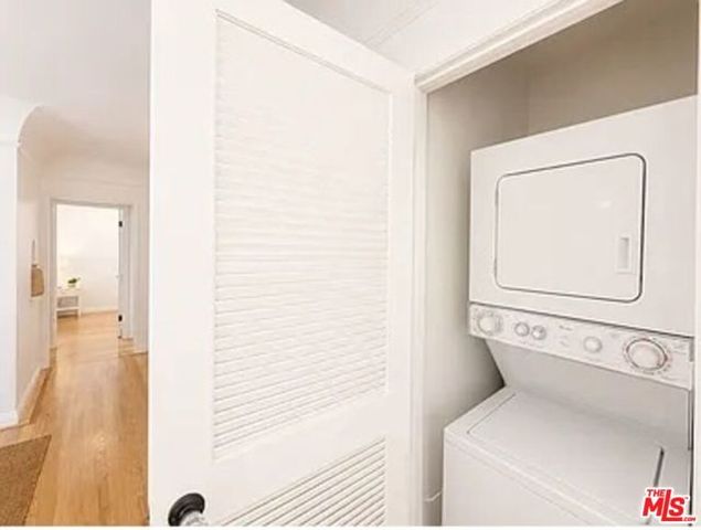 947 5th Street B, Santa Monica, CA 90403
