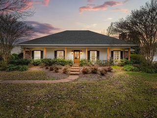 1015 Michael Dr, Deridder, LA 70634