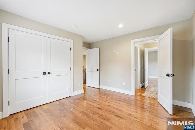 44 Peterson Place, Mahwah, NJ 07430