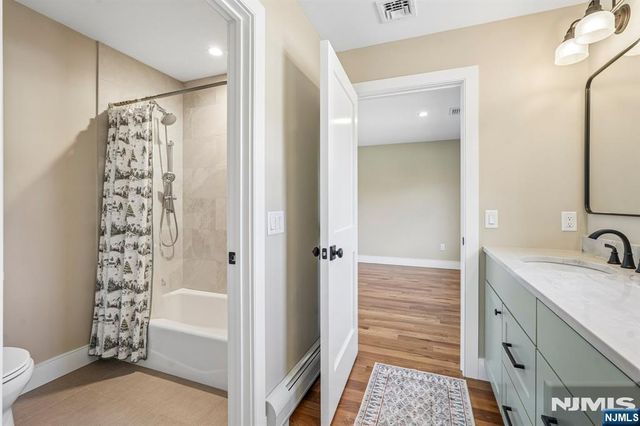 44 Peterson Place, Mahwah, NJ 07430