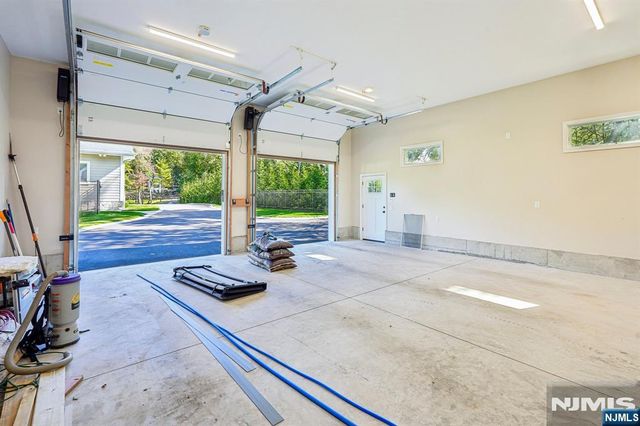 44 Peterson Place, Mahwah, NJ 07430