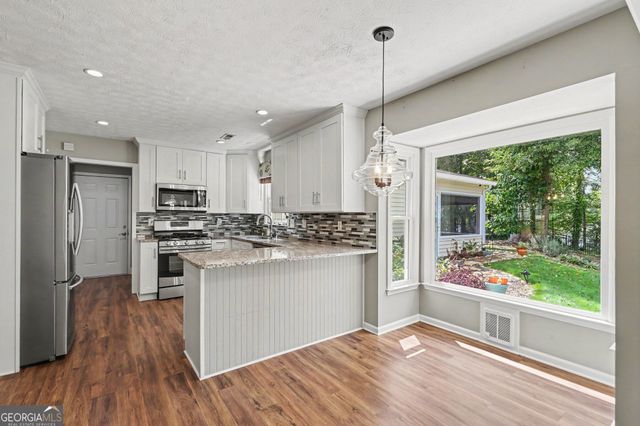 111 Edgewater Way, Peachtree City, GA 30269