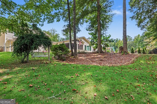 111 Edgewater Way, Peachtree City, GA 30269
