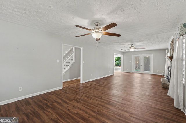111 Edgewater Way, Peachtree City, GA 30269