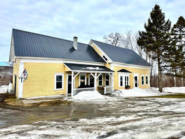 881 South Hill Road, Stewartstown, NH 03576