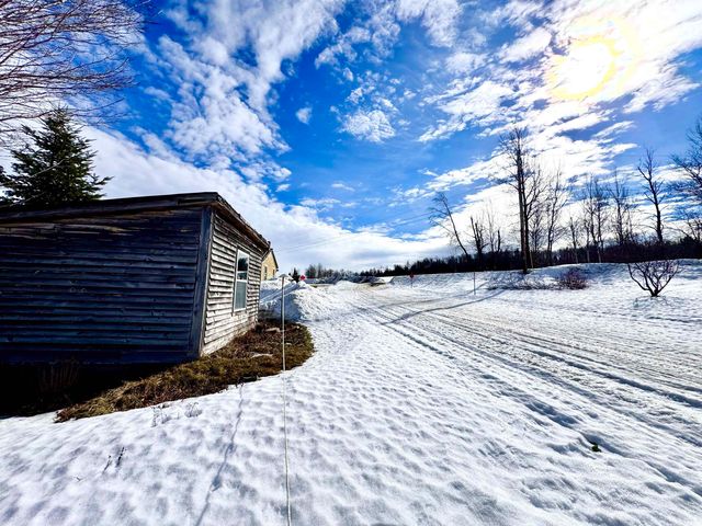 881 South Hill Road, Stewartstown, NH 03576