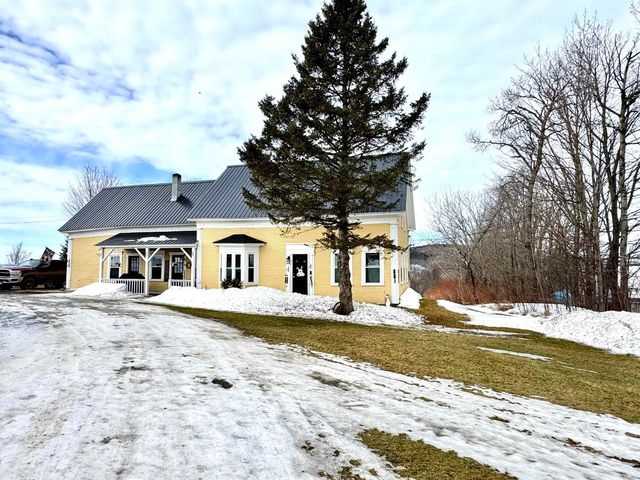 881 South Hill Road, Stewartstown, NH 03576