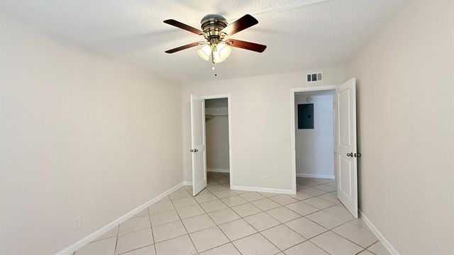 501 W Kalmia Drive 2, West Palm Beach, FL 33403