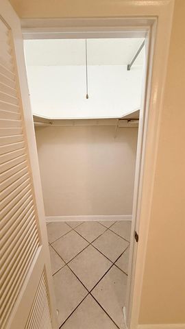 501 W Kalmia Drive 2, West Palm Beach, FL 33403