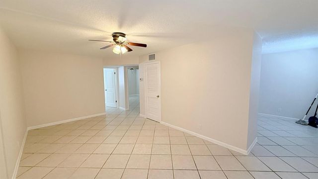 501 W Kalmia Drive 2, West Palm Beach, FL 33403