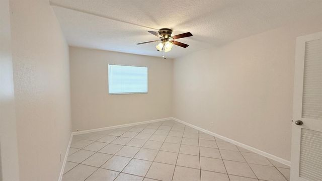 501 W Kalmia Drive 2, West Palm Beach, FL 33403