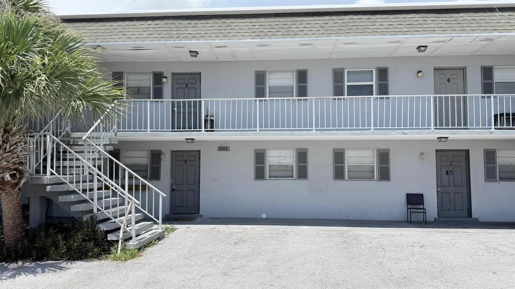 501 W Kalmia Drive 2, West Palm Beach, FL 33403
