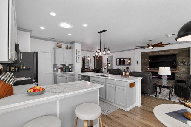 6611 SW 93RD COURT, Ocala, FL 34481