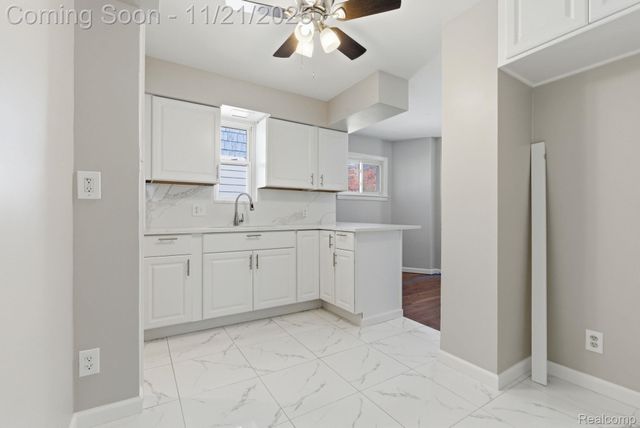 1781 Brys Drive, Grosse Pointe Woods, MI 48236