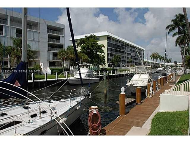 3100 NE 48th St 914, Fort Lauderdale, FL 33308