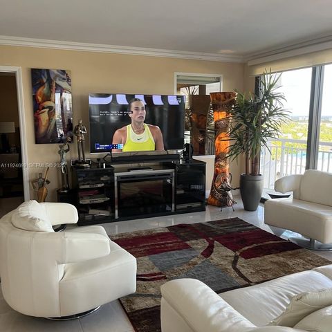 3100 NE 48th St 914, Fort Lauderdale, FL 33308