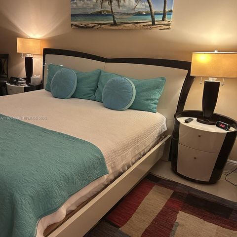 3100 NE 48th St 914, Fort Lauderdale, FL 33308