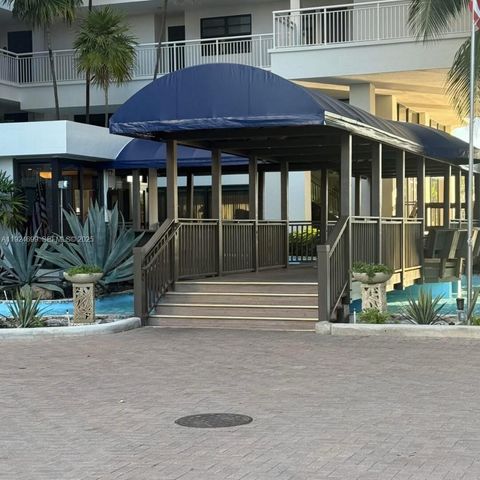 3100 NE 48th St 914, Fort Lauderdale, FL 33308