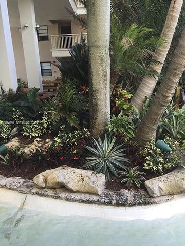 3100 NE 48th St 914, Fort Lauderdale, FL 33308