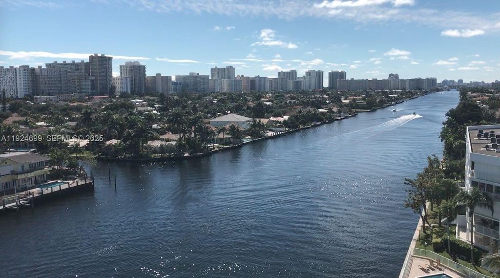 3100 NE 48th St 914, Fort Lauderdale, FL 33308