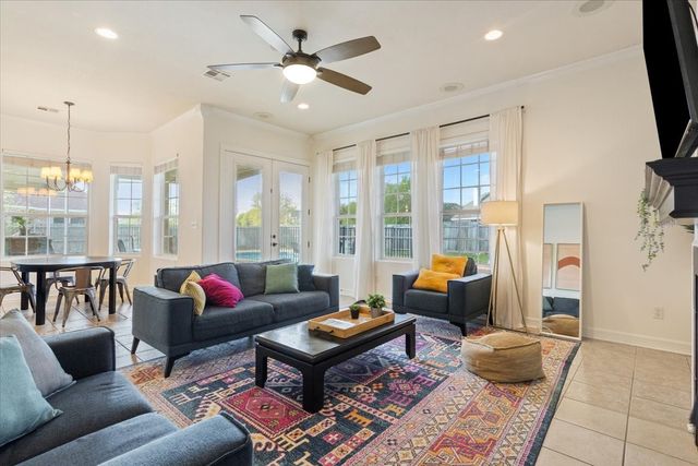 936 Queen Elizabeth Drive, Waco, TX 76657