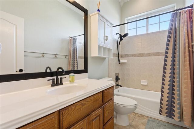 936 Queen Elizabeth Drive, Waco, TX 76657