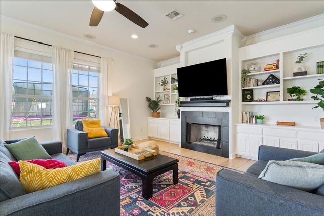 936 Queen Elizabeth Drive, Waco, TX 76657