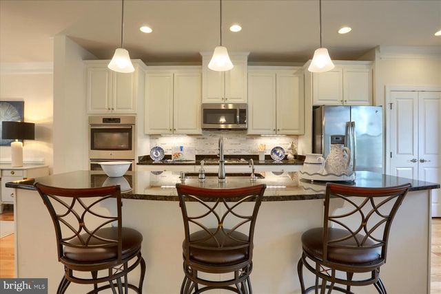 6910 SUMMIT CIR, Towson, MD 21239