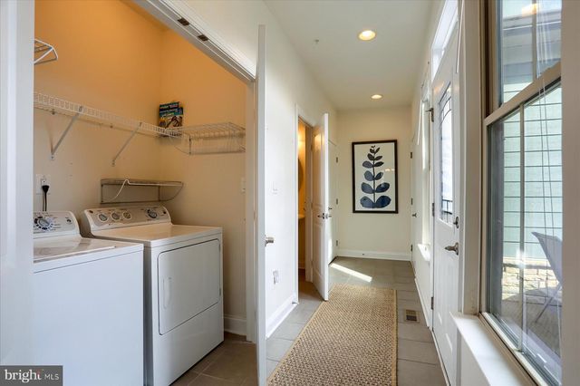 6910 SUMMIT CIR, Towson, MD 21239
