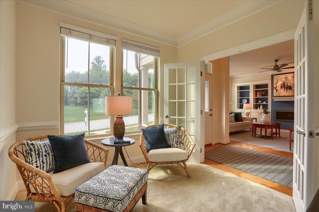 6910 SUMMIT CIR, Towson, MD 21239