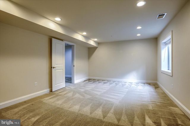6910 SUMMIT CIR, Towson, MD 21239