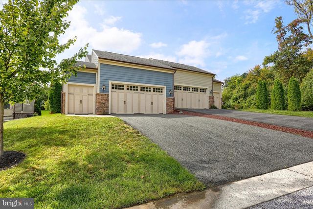 6910 SUMMIT CIR, Towson, MD 21239