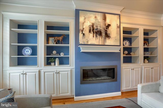 6910 SUMMIT CIR, Towson, MD 21239