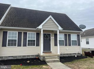 215 N BROWN ST, Fruitland, MD 21826