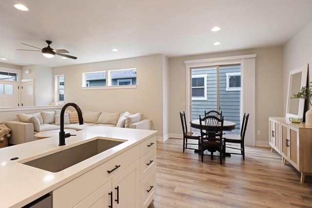 4541 SW 36th Street, Redmond, OR 97756