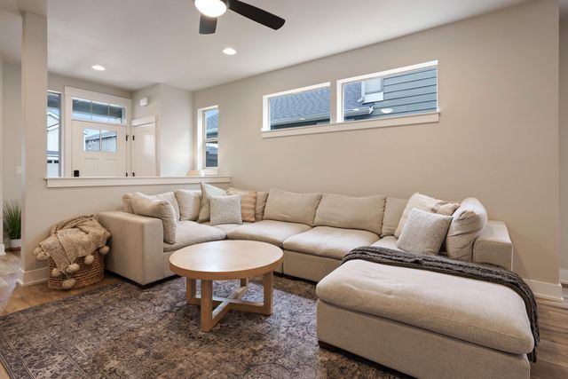 4541 SW 36th Street, Redmond, OR 97756