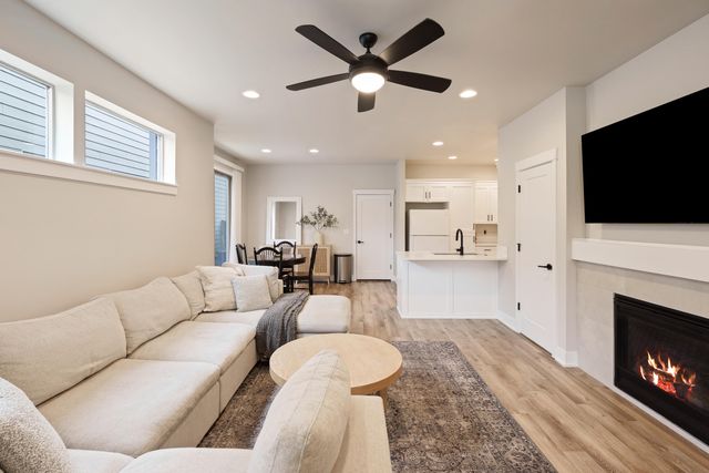 4541 SW 36th Street, Redmond, OR 97756