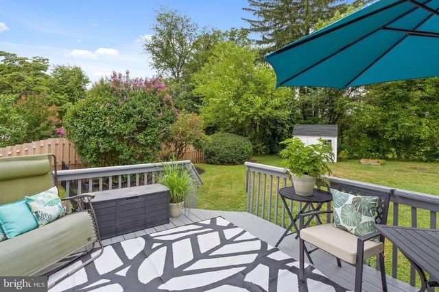 39 BENSON LN, Hamilton, NJ 08610