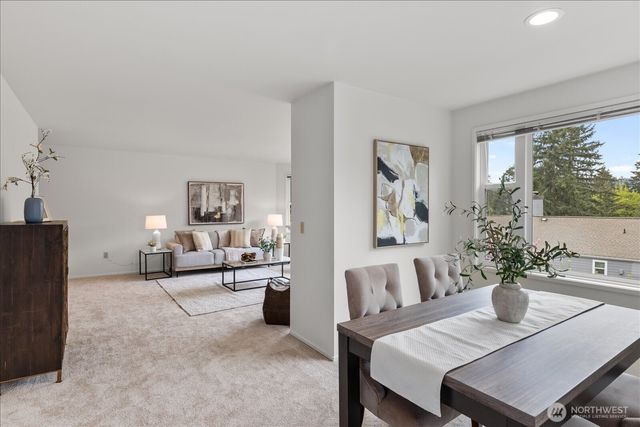4049 Providence Point Drive SE, Issaquah, WA 98029