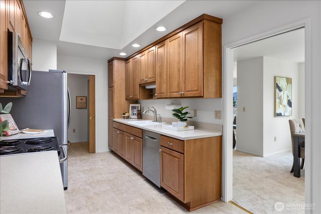 4049 Providence Point Drive SE, Issaquah, WA 98029