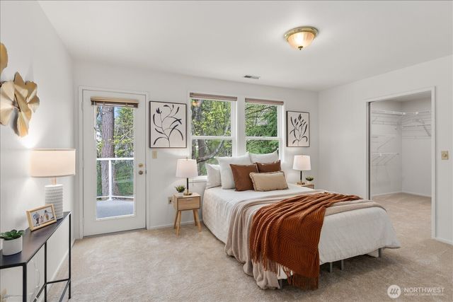 4049 Providence Point Drive SE, Issaquah, WA 98029