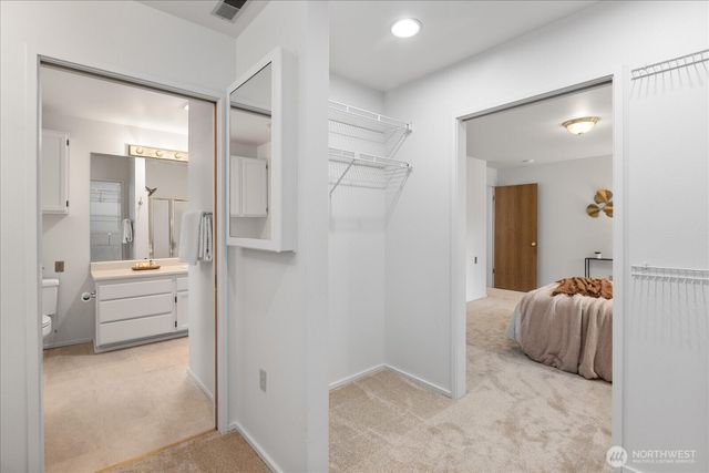 4049 Providence Point Drive SE, Issaquah, WA 98029