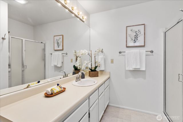 4049 Providence Point Drive SE, Issaquah, WA 98029
