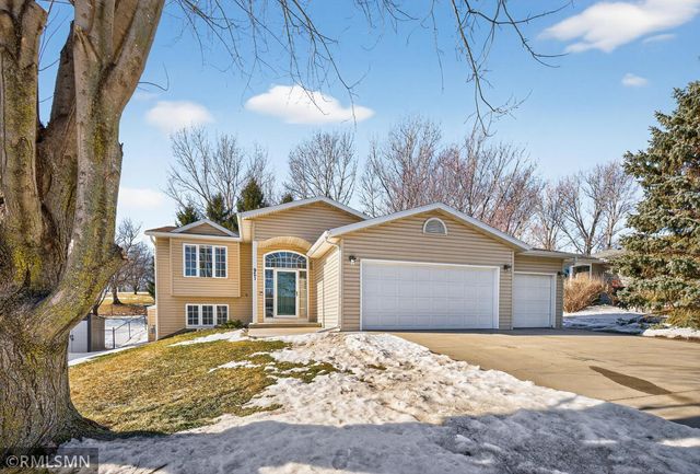 921 2nd Avenue NE, Byron, MN 55920
