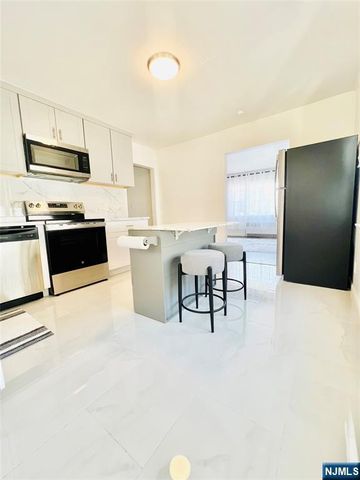 18 Pershing Street, Garfield, NJ 07026