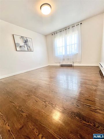 18 Pershing Street, Garfield, NJ 07026